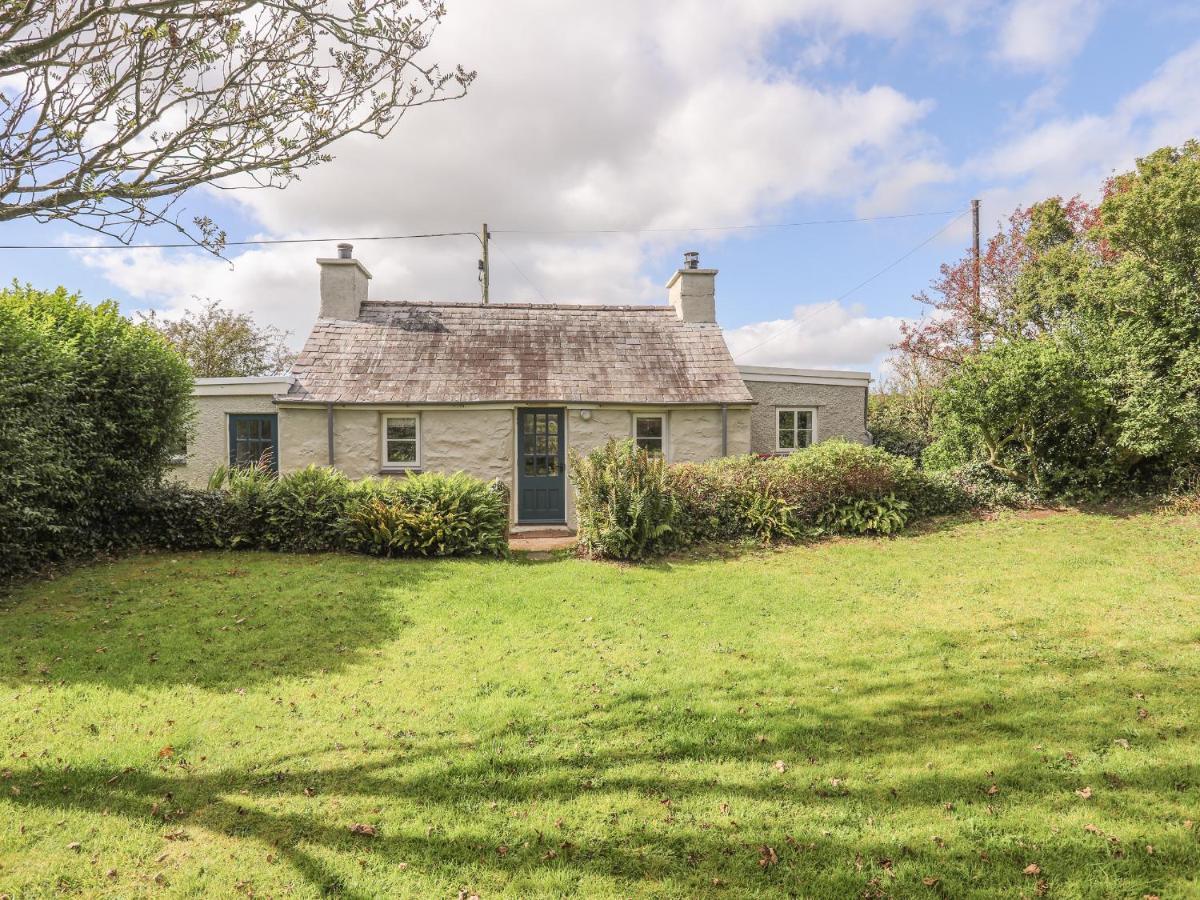Ffrwd Cottage Bodorgan エクステリア 写真