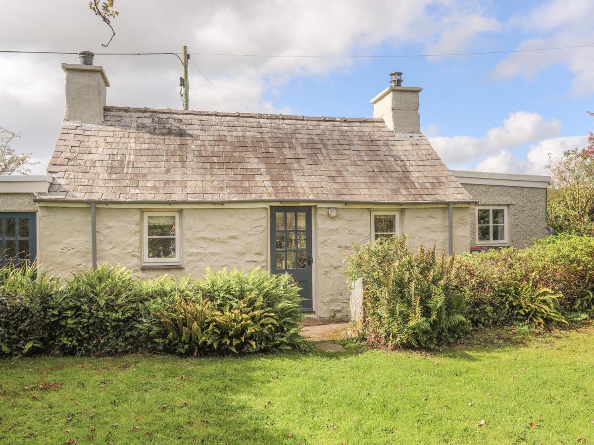 Ffrwd Cottage Bodorgan エクステリア 写真